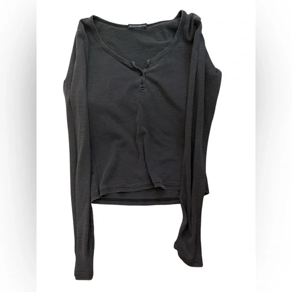 BRANDY MELVILLE BUNDLE - Picture 3 of 13